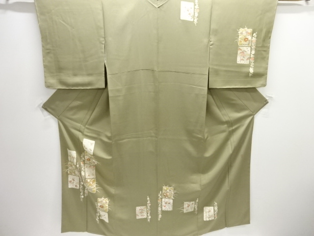 JAPANESE KIMONO / HOMONGI / EMBROIDERY / FLORAL PLANTS / ARTIST WORK